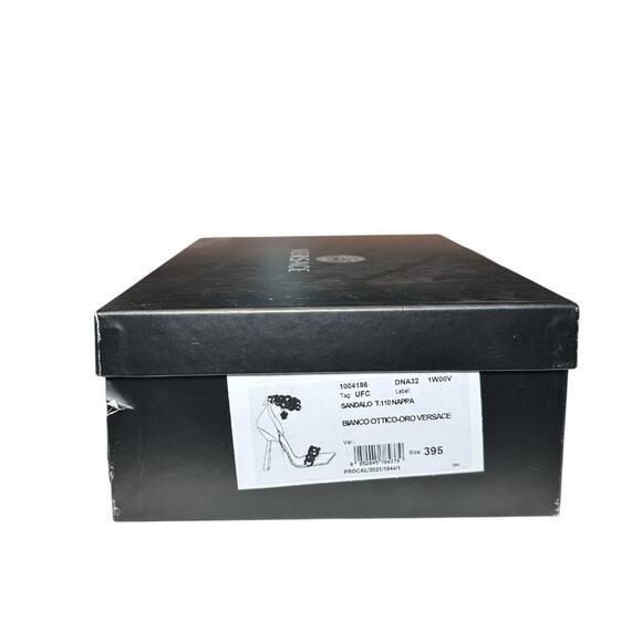 Versace NIB Medusa Square Toe Curb Chain Ankle Strap Heels Sandals 39.5 White - Picture 8 of 8